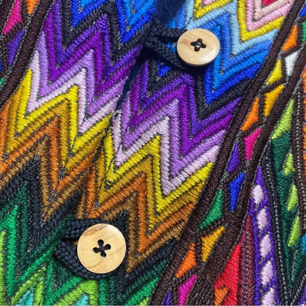 Vintage Colorful Woven Southwestern Two Button Vest Sz M - Picture 8 of 12